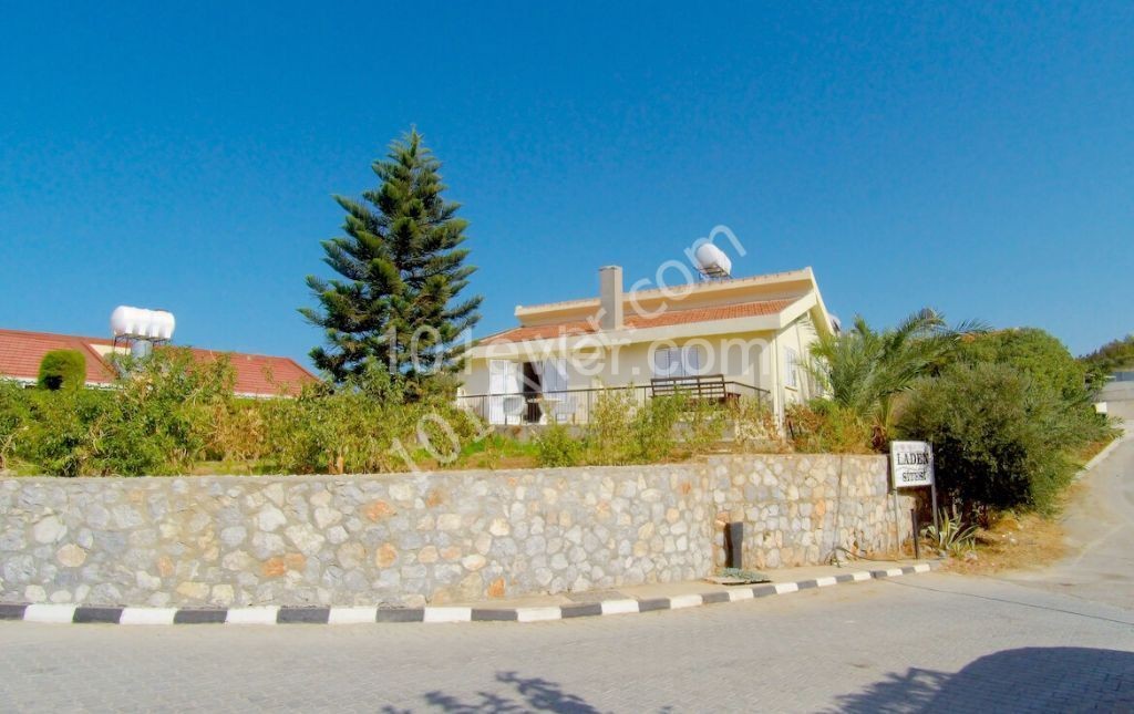 Detached House For Sale in Çatalköy, Kyrenia