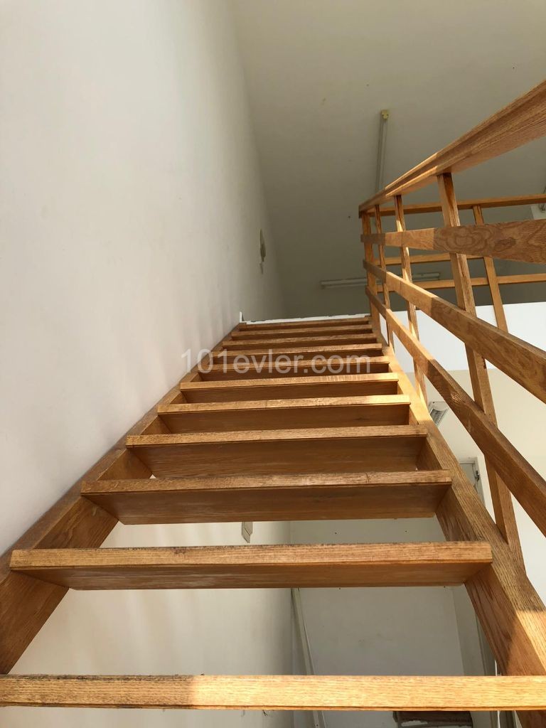 55 m2 in kucukkaymakli, monatlich bezahlter Mietladen (wird neu renoviert ! ) ** 