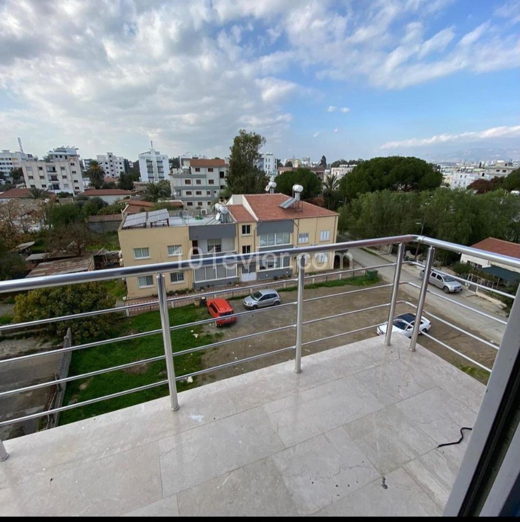 Flat To Rent in Köşklüçiftlik, Nicosia