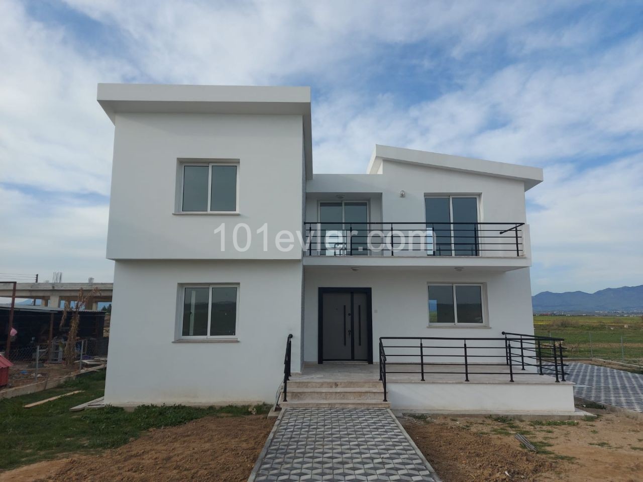 Villa For Sale in Alayköy, Nicosia