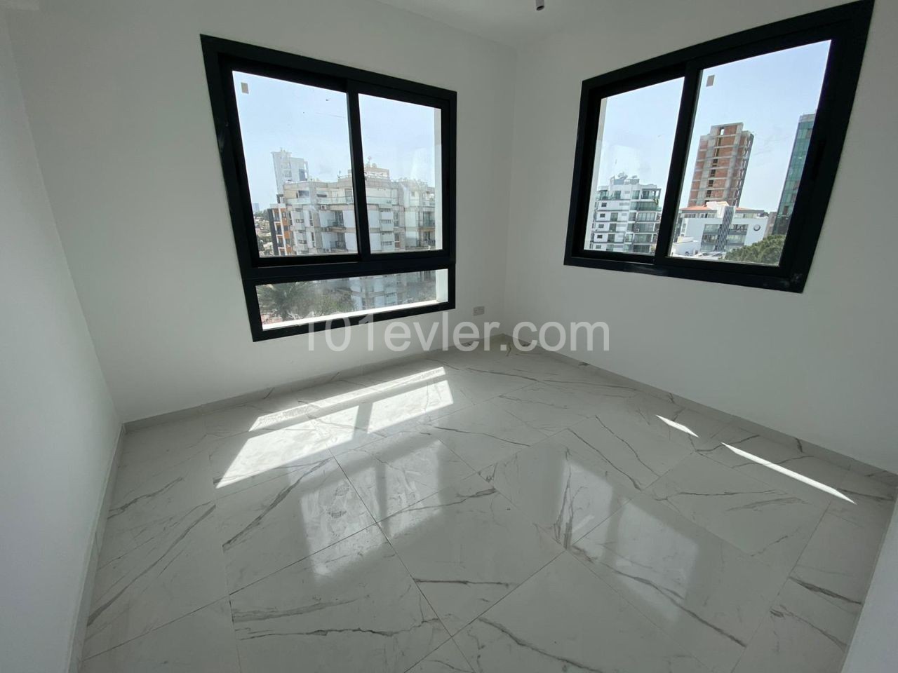 Flat For Sale in Yenişehir, Nicosia