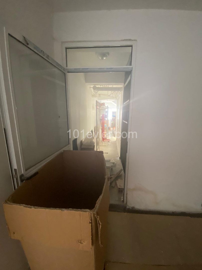 Warehouse To Rent in Taşkınköy, Nicosia