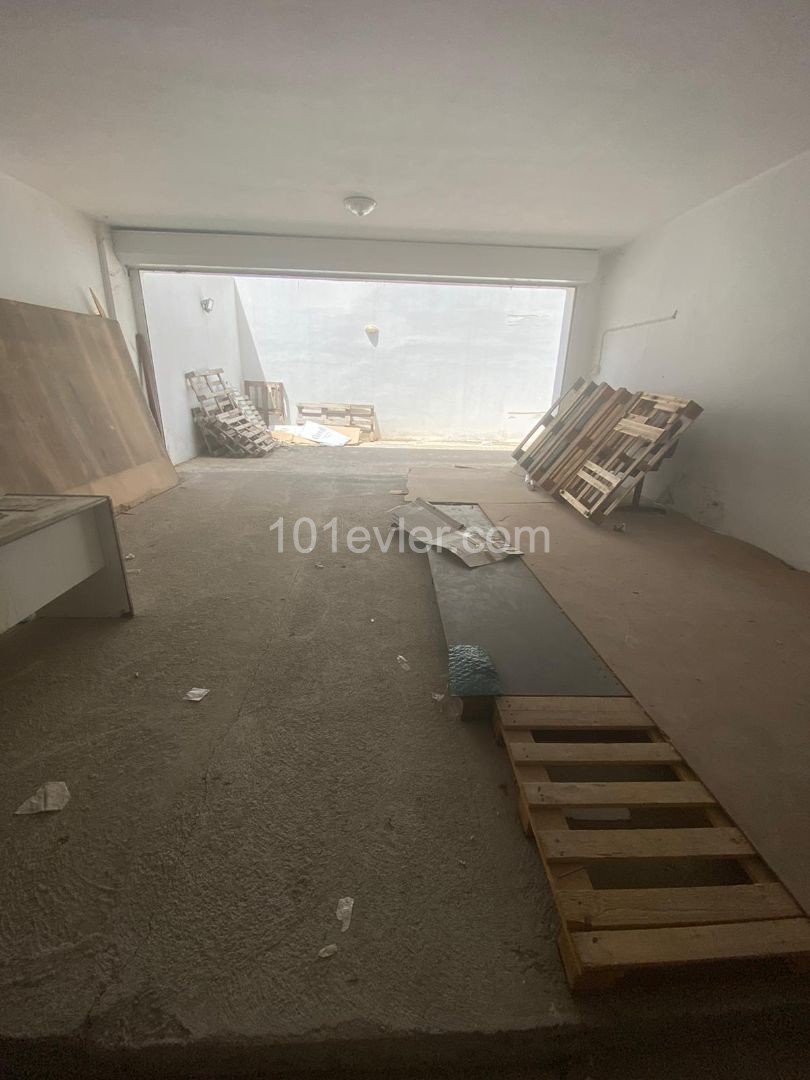 Warehouse To Rent in Taşkınköy, Nicosia