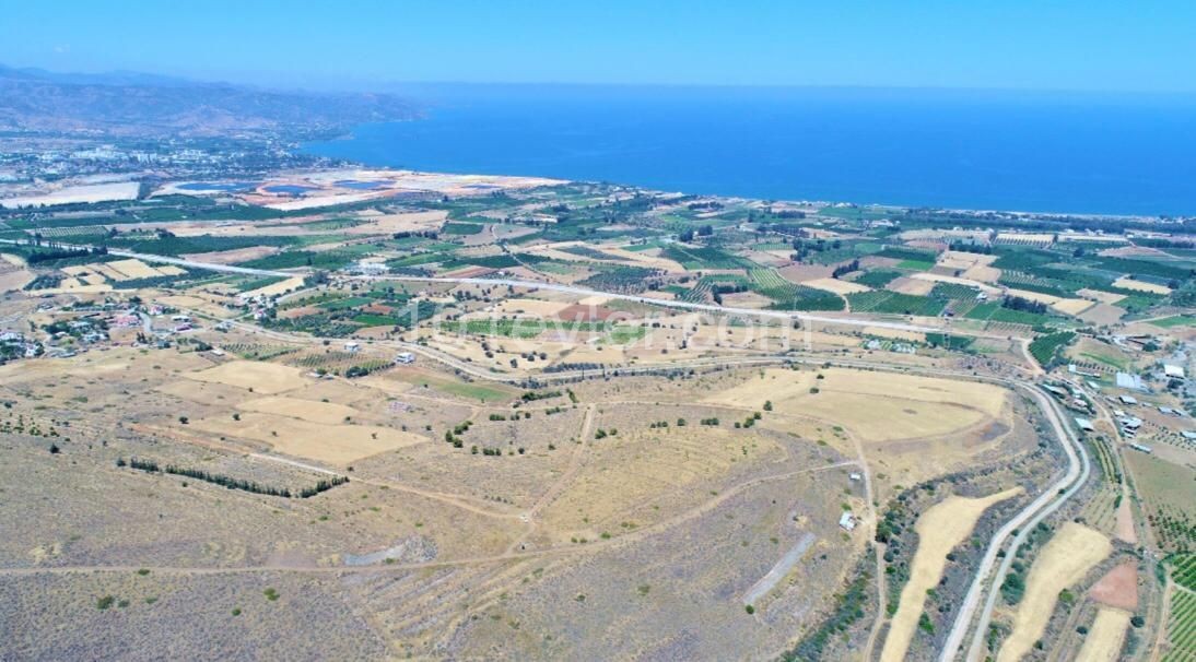 Grundstücke zum Verkauf in Lefke, Cengizköy mit herrlichem Meerblick ** 