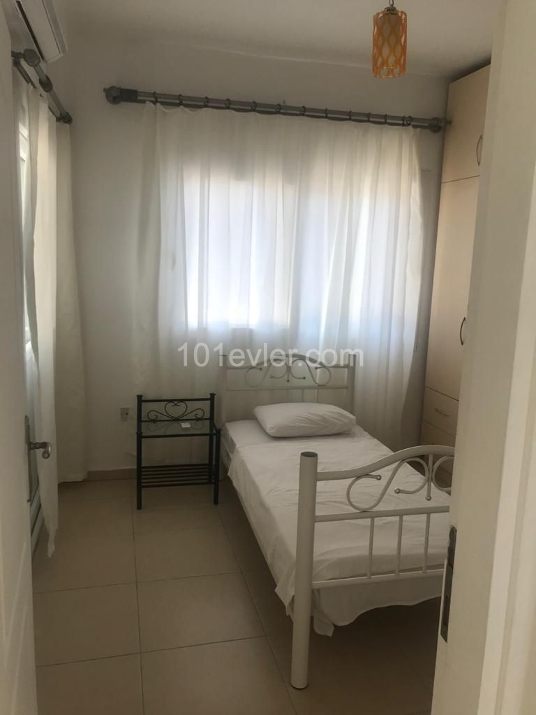 Alsancak'ta Özel Havuzlu Kiralık 4+1 Villa 