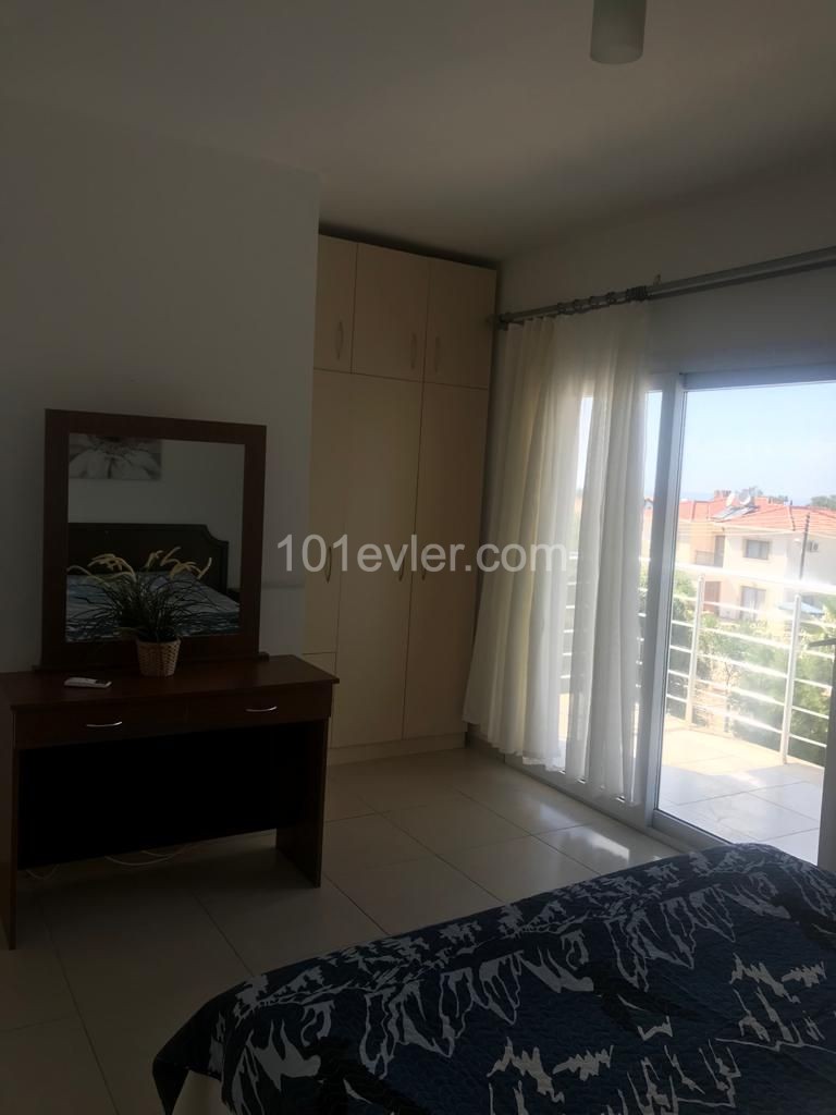 Alsancak'ta Özel Havuzlu Kiralık 4+1 Villa 