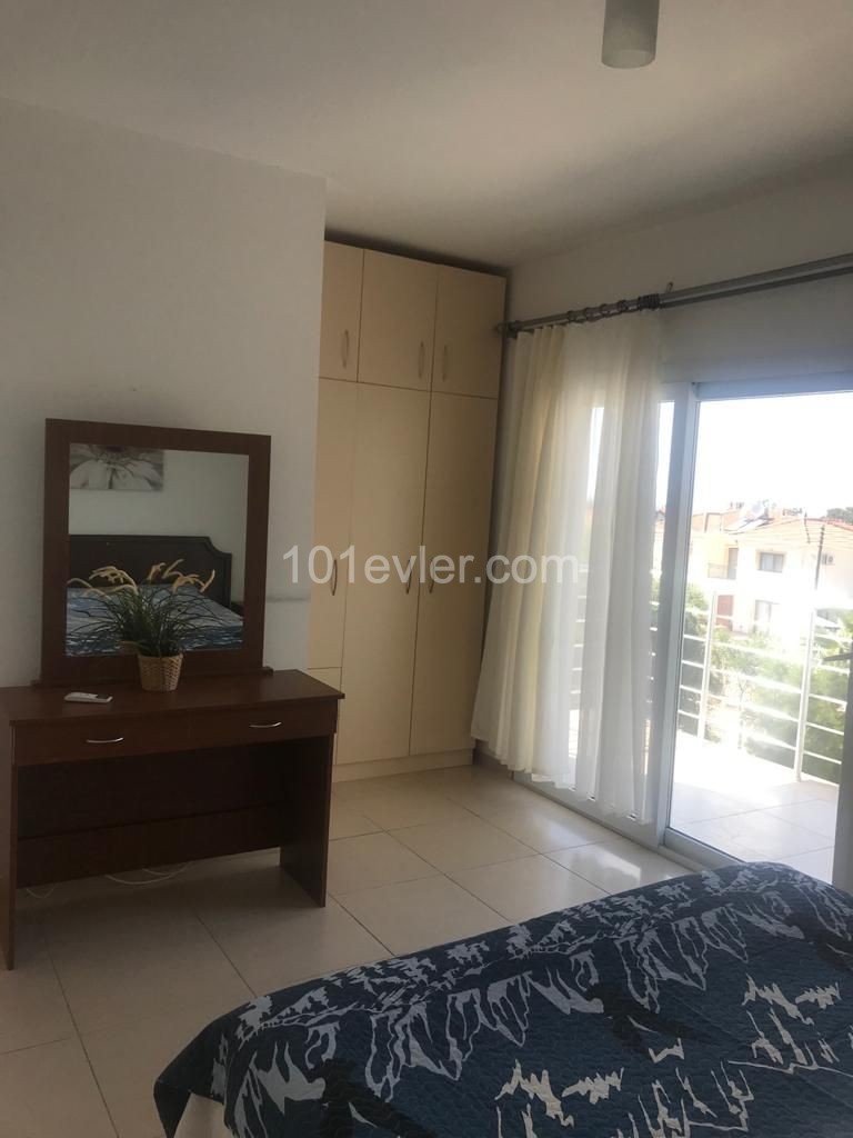 Alsancak'ta Özel Havuzlu Kiralık 4+1 Villa 