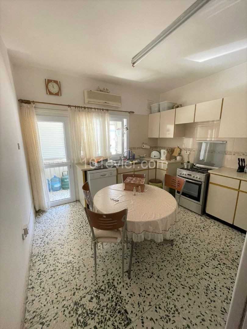 3 + 1 Apartments for Sale on the Ground Floor in Köşklüçiftlik ** 