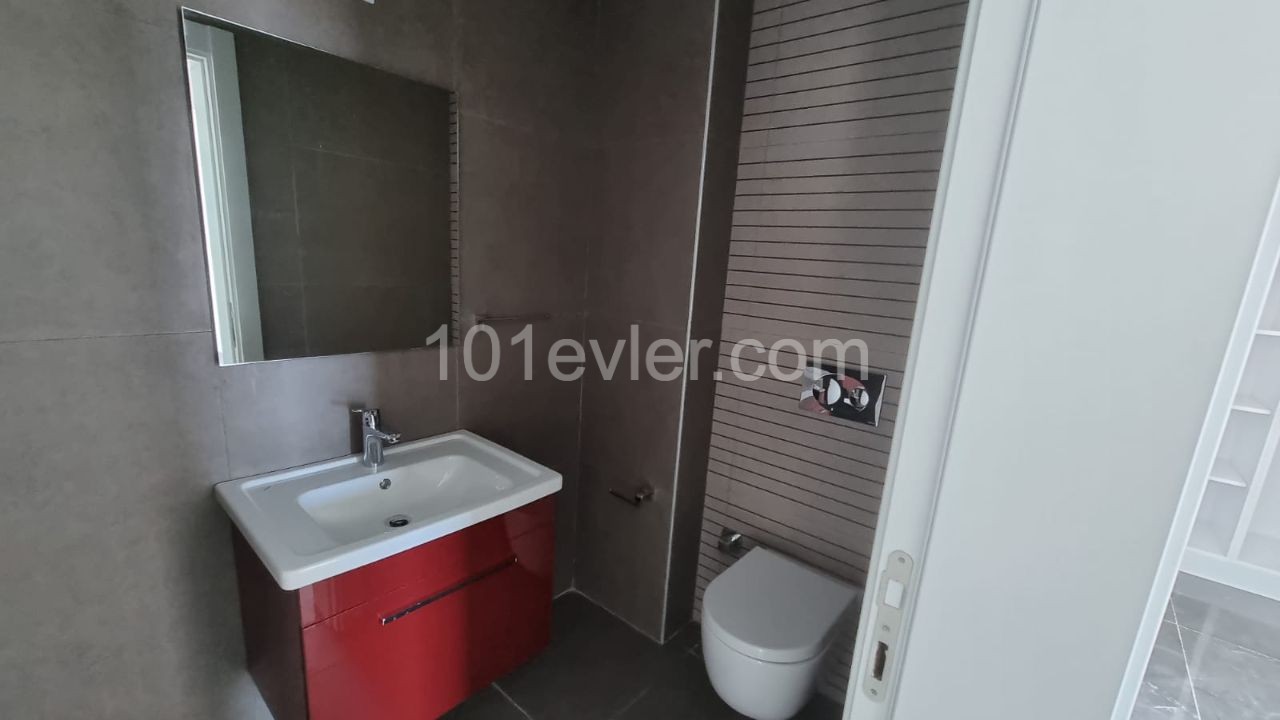 Luxury 2+1 Office for Rent with Elevator in Metehan ** 