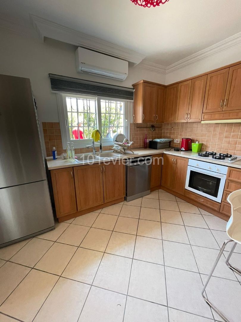 Semi Detached To Rent in Ortaköy, Nicosia