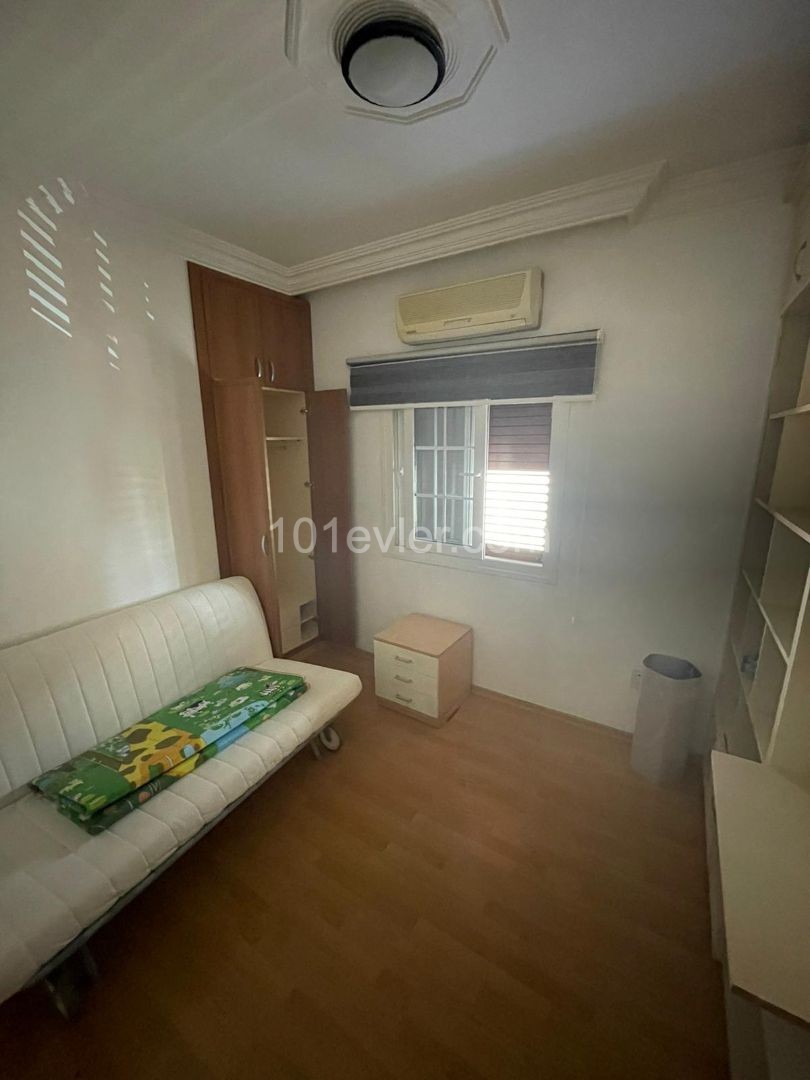 Ortaköy'de Full Eşyalı Bahçeli + ŞÖMİNELİ  Lüx Kiralık 3+2 Villa ( AYLIK ÖDEMELİ)