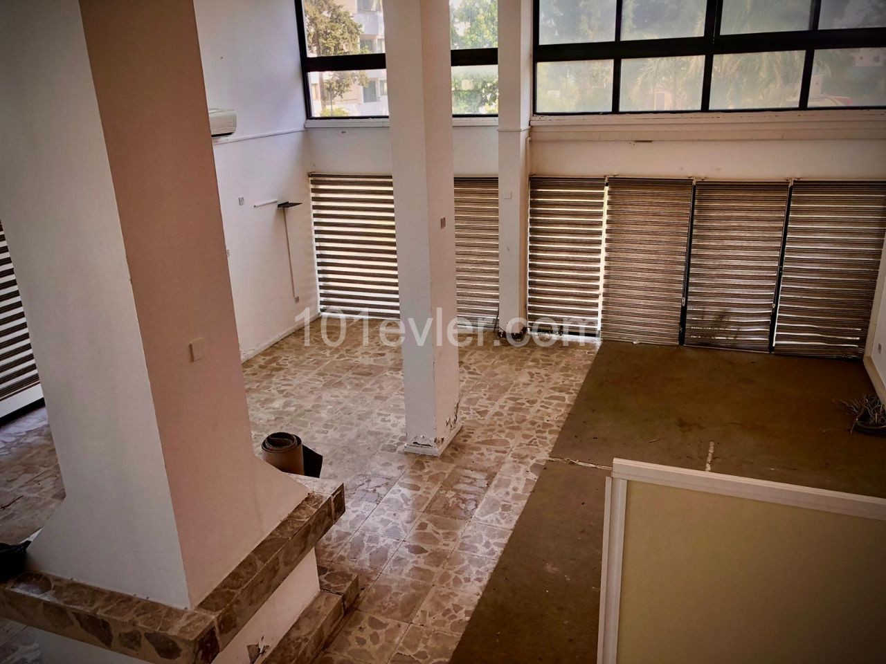 Shop To Rent in Girne Merkez, Kyrenia