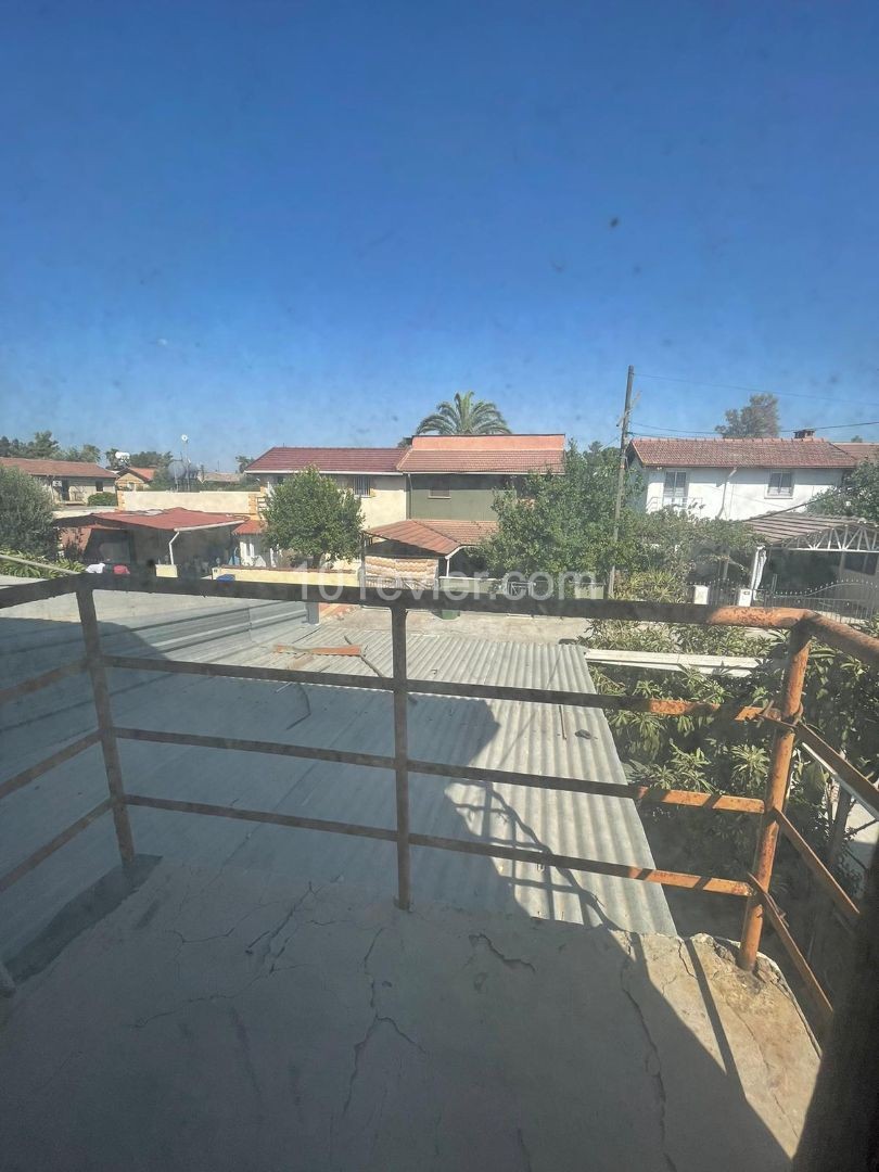 Detached House For Sale in Küçük Kaymaklı, Nicosia