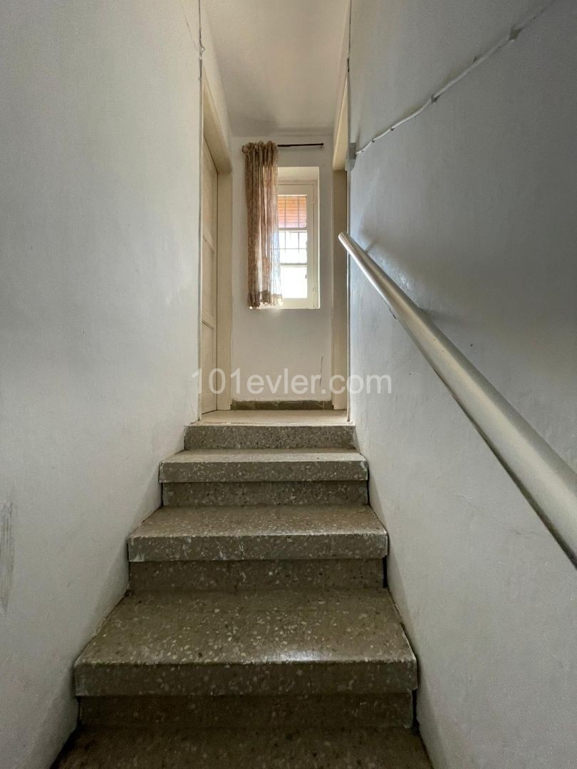 Detached House For Sale in Küçük Kaymaklı, Nicosia