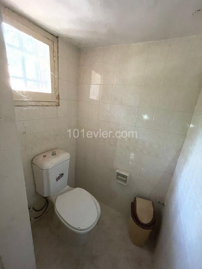 Detached House For Sale in Küçük Kaymaklı, Nicosia