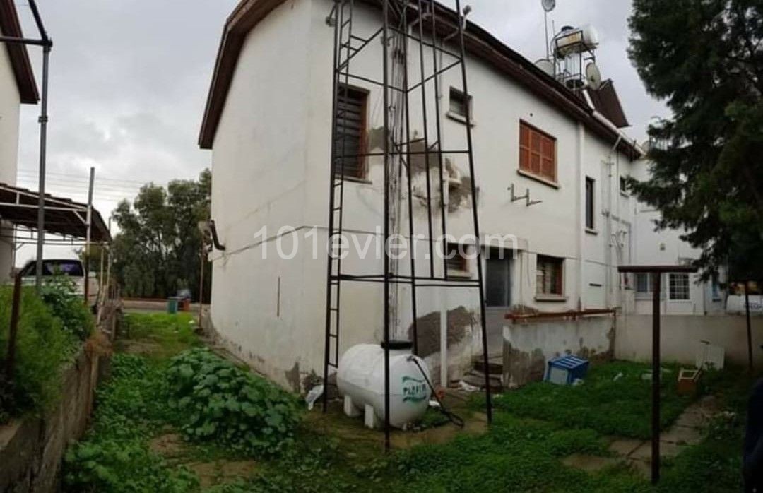 3 +1 Duplex Twin House with Commercial Permit in Social Housing in Taşkinköy ** 