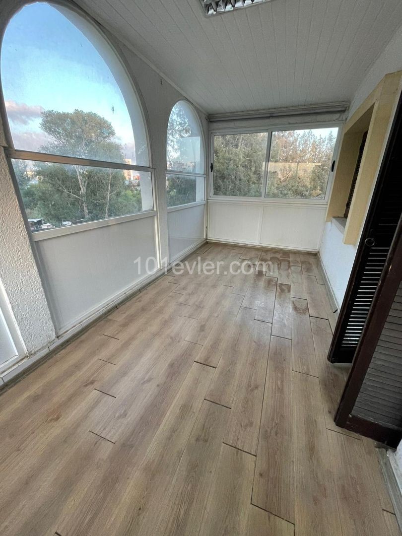 Ortaköy 520 m2 Grundstück in 7-Zimmer-Geschäft zu verkaufen ** 