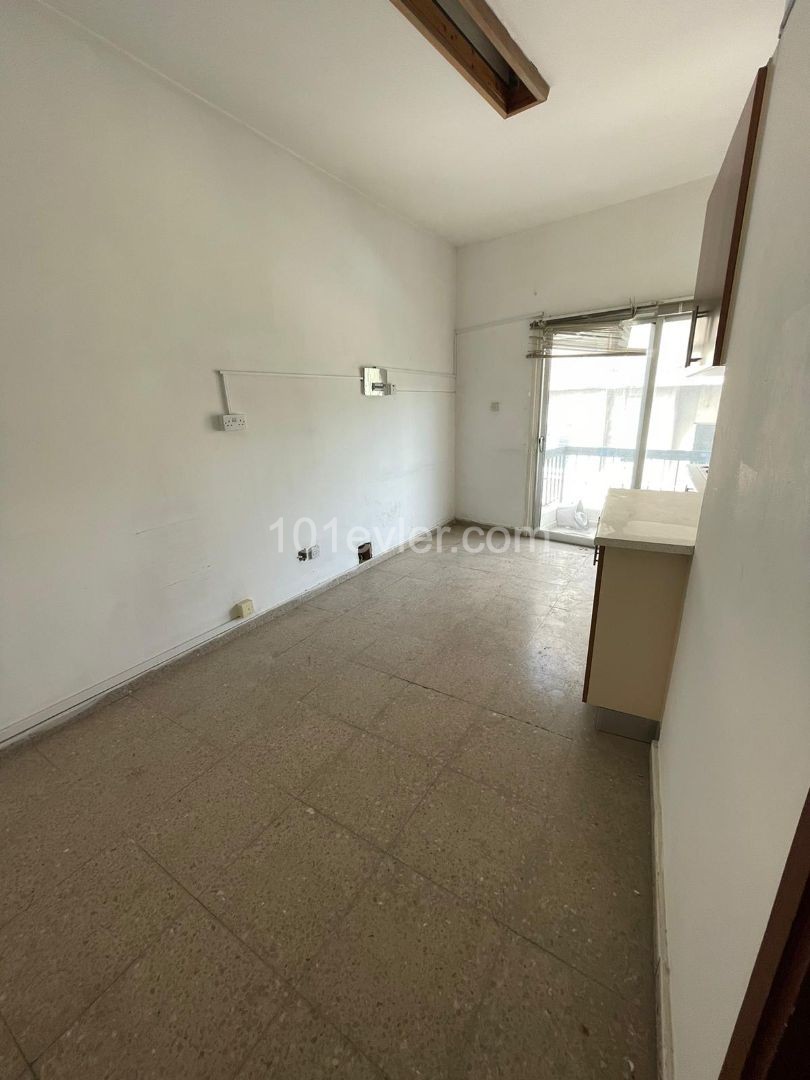 Office To Rent in Lefkoşa Surlariçi, Nicosia