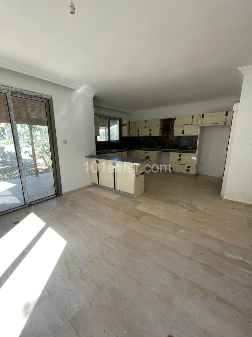 Detached House For Sale in Küçük Kaymaklı, Nicosia