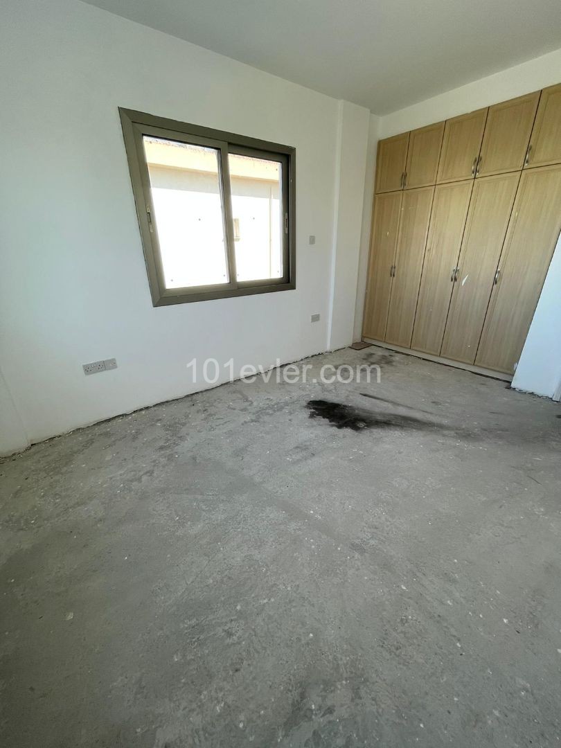 Detached House For Sale in Küçük Kaymaklı, Nicosia