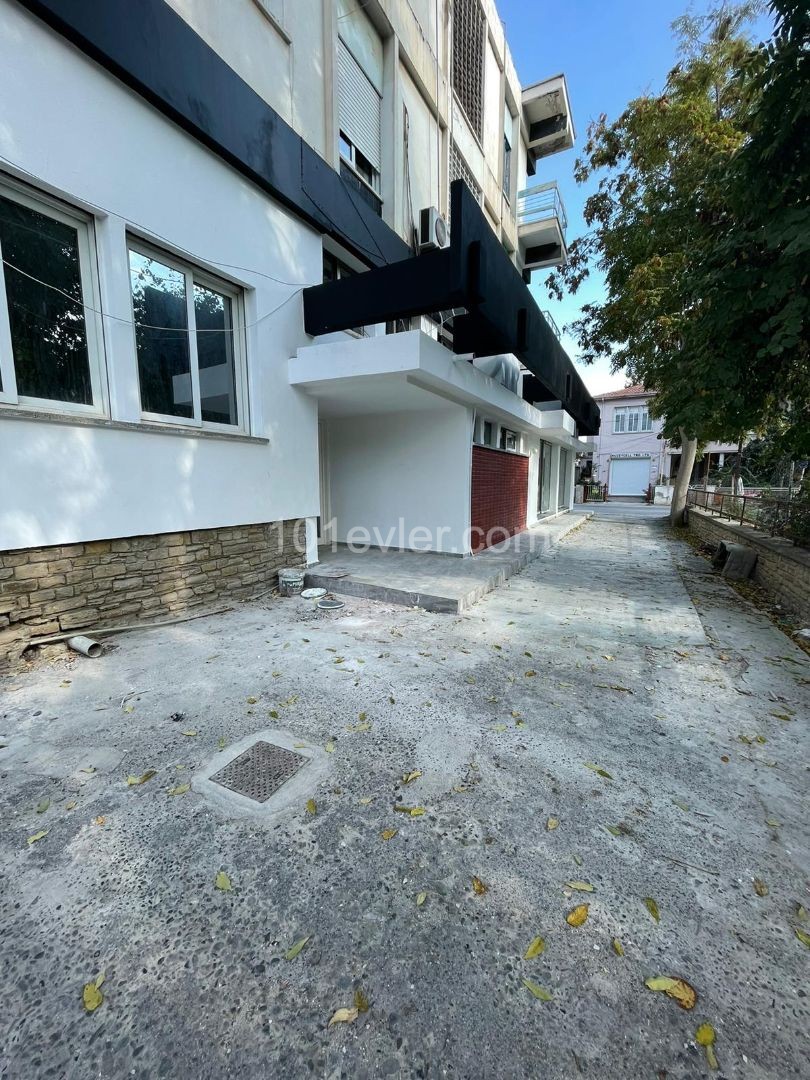 In a Very Central Location in Köşklüçiftlik, 280 m2 with Rental Branch, Suitable for Use as Shop- Showroom / Insurance / Office ** 