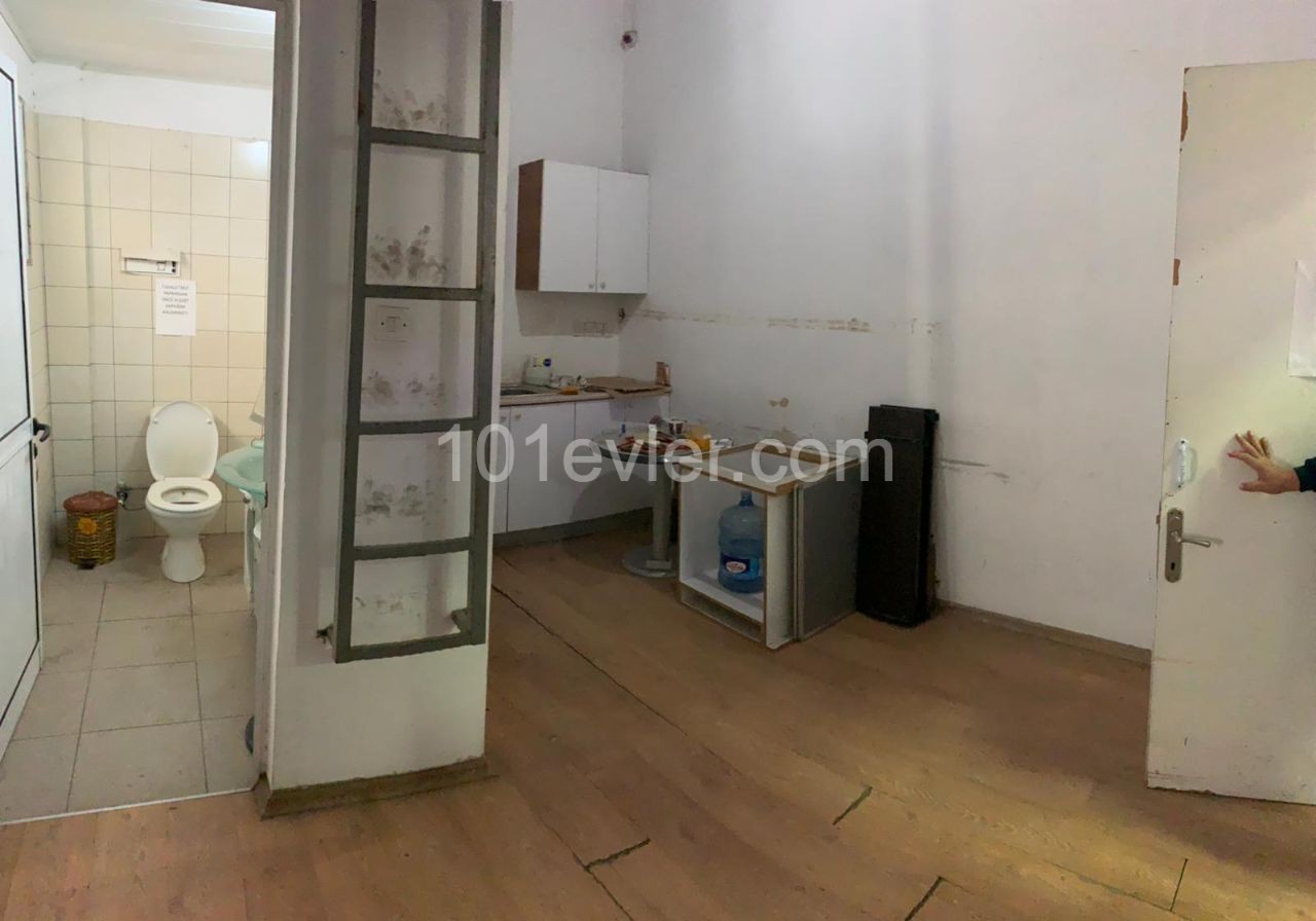 400 m2 Rental Shop ( Showroom) with High Signage Value in the Heart of Nicosia Dereboyu ** 