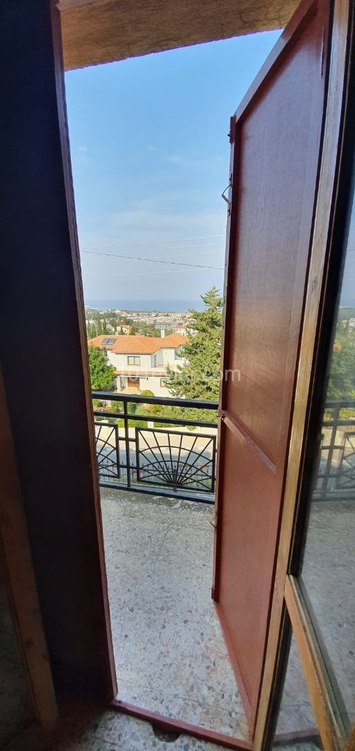 Girne Çataköyde Kiralık 2+1 Daire