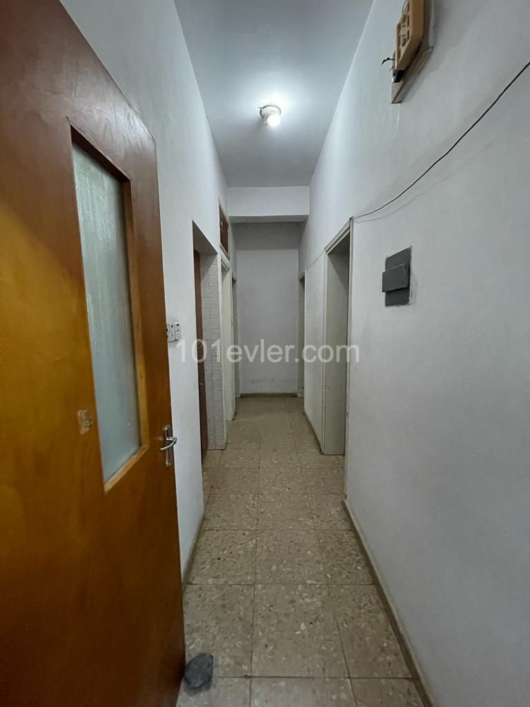 3+1 Detached House for Rent in Köşklüçiftlik Suitable for Office / Clinic / Workplace Use ** 