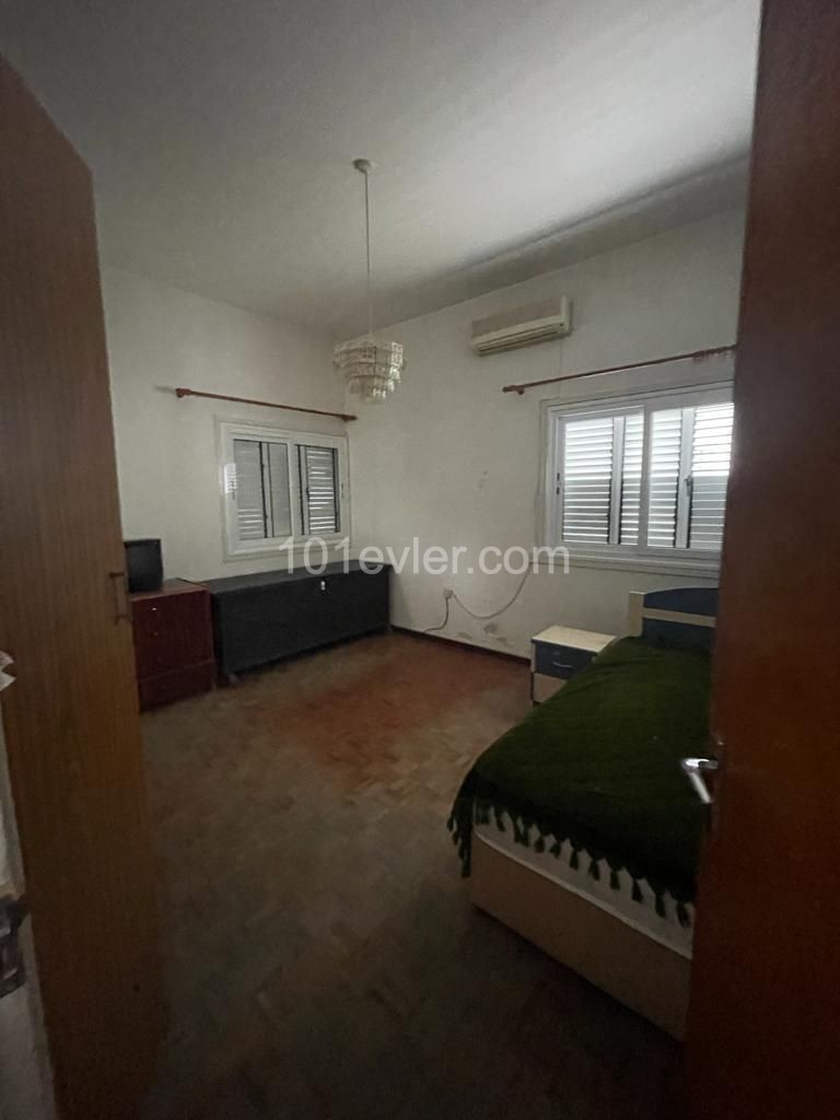 3+1 Detached House for Rent in Köşklüçiftlik Suitable for Office / Clinic / Workplace Use ** 