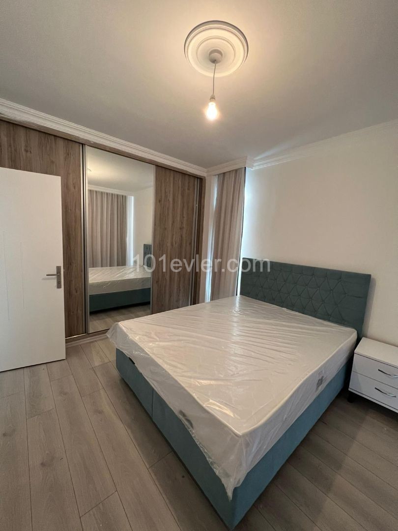 Alsancak'da Ortak Havuzlu Satılık Lüx Sıfır  2+1 Penthouse