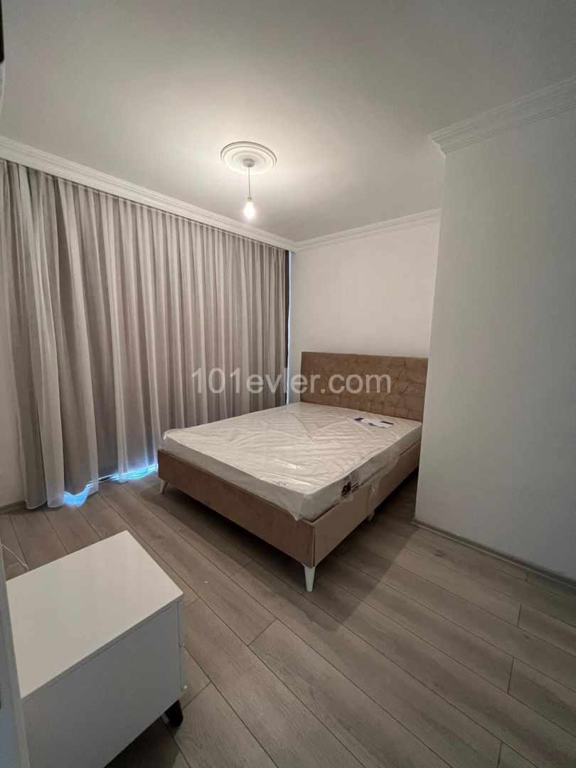 Alsancak'da Ortak Havuzlu Kiralık Lüx Sıfır 2+1 Daire