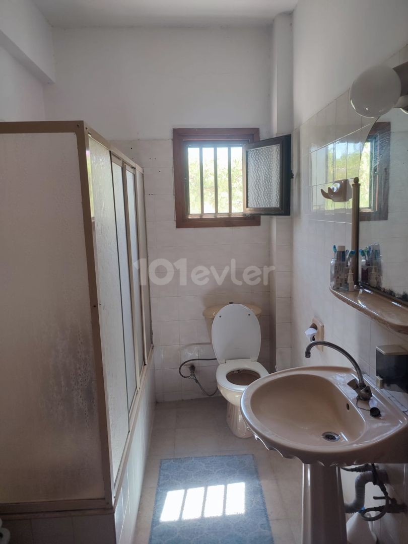 3+1 Detached House On The Road For Sale In Aslanköy ** 