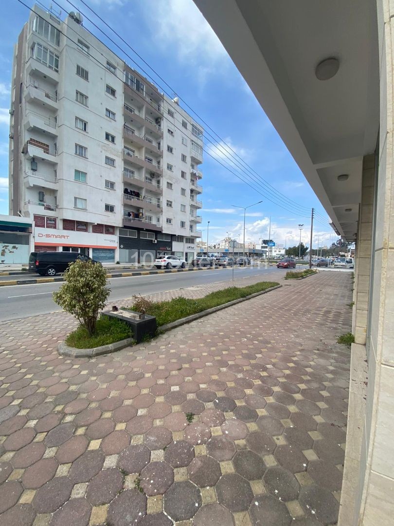 Ortaköy'de Ana Cadde Üzeri Kiralık Dükkan/İşyeri