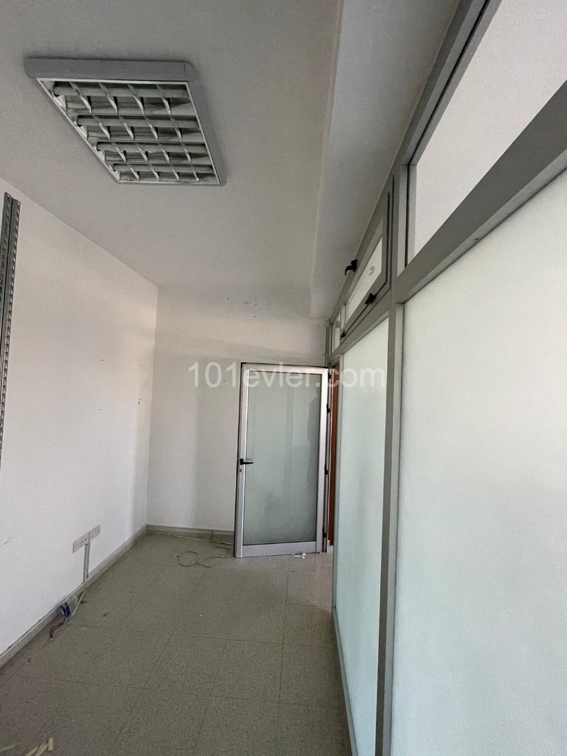 Spacious 2+1 Commercial Flat for Rent in Ortaköy (Suitable for Office-Workplace Use!) ** 