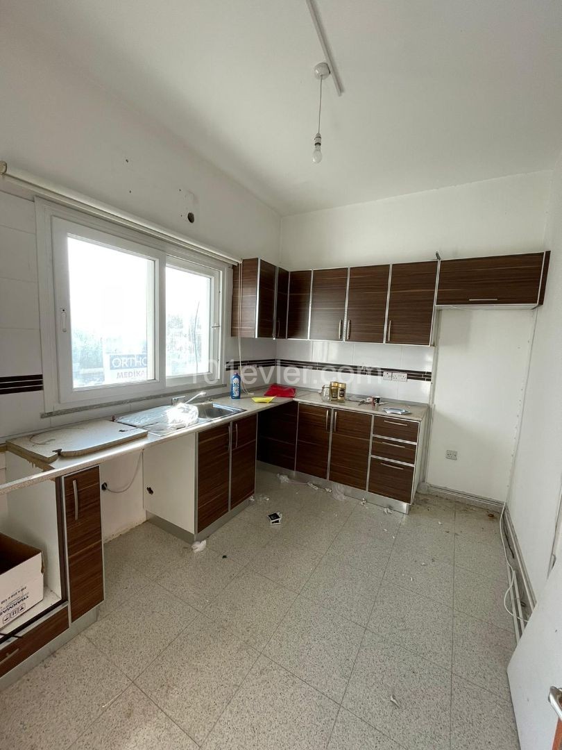 Spacious 2+1 Commercial Flat for Rent in Ortaköy (Suitable for Office-Workplace Use!) ** 