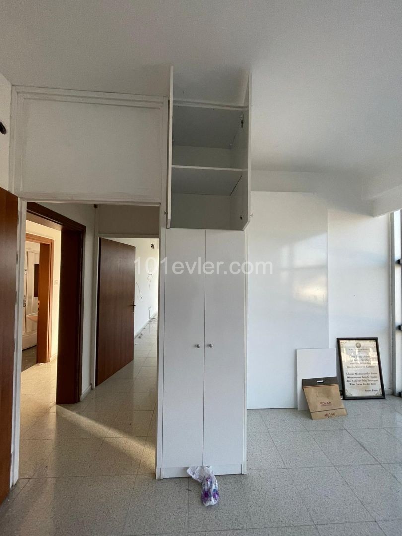 Spacious 2+1 Commercial Flat for Rent in Ortaköy (Suitable for Office-Workplace Use!) ** 