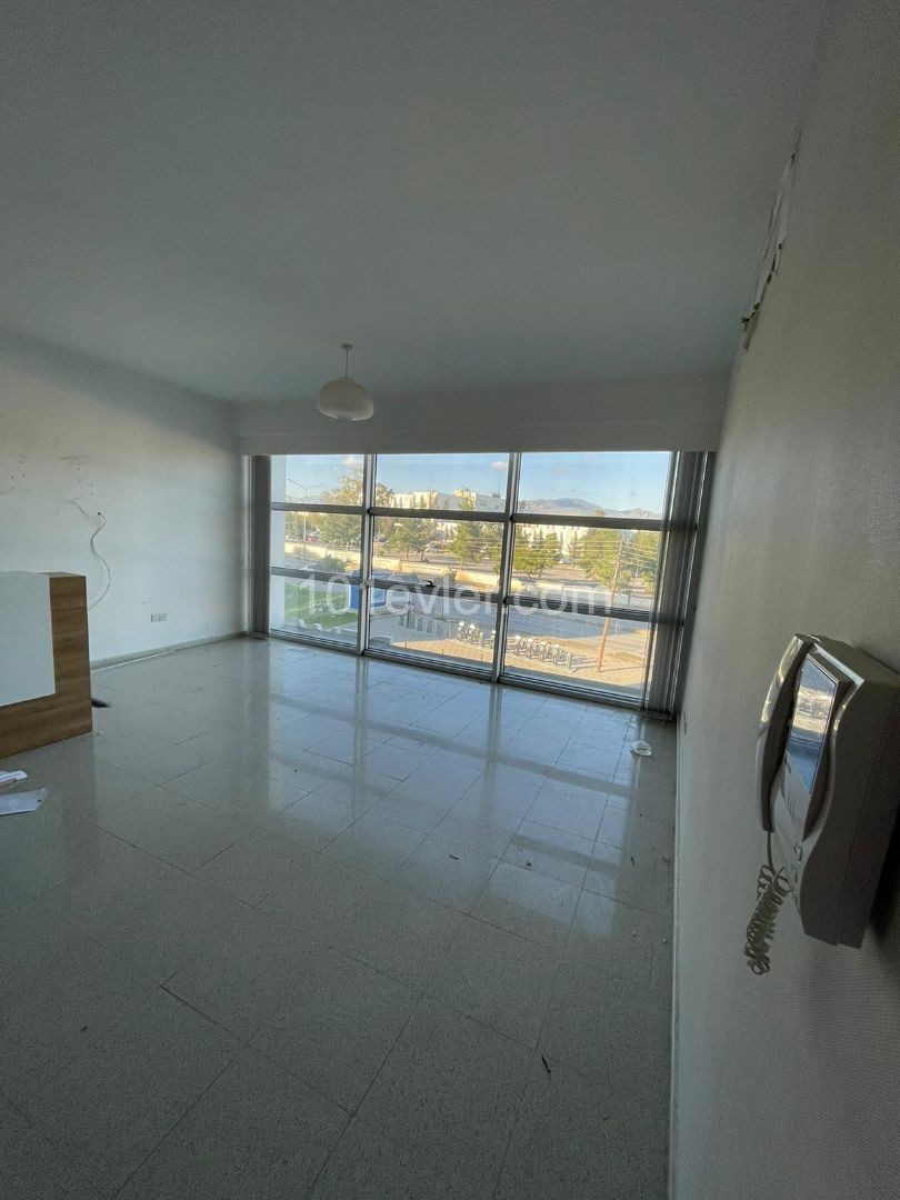 Spacious 2+1 Commercial Flat for Rent in Ortaköy (Suitable for Office-Workplace Use!) ** 