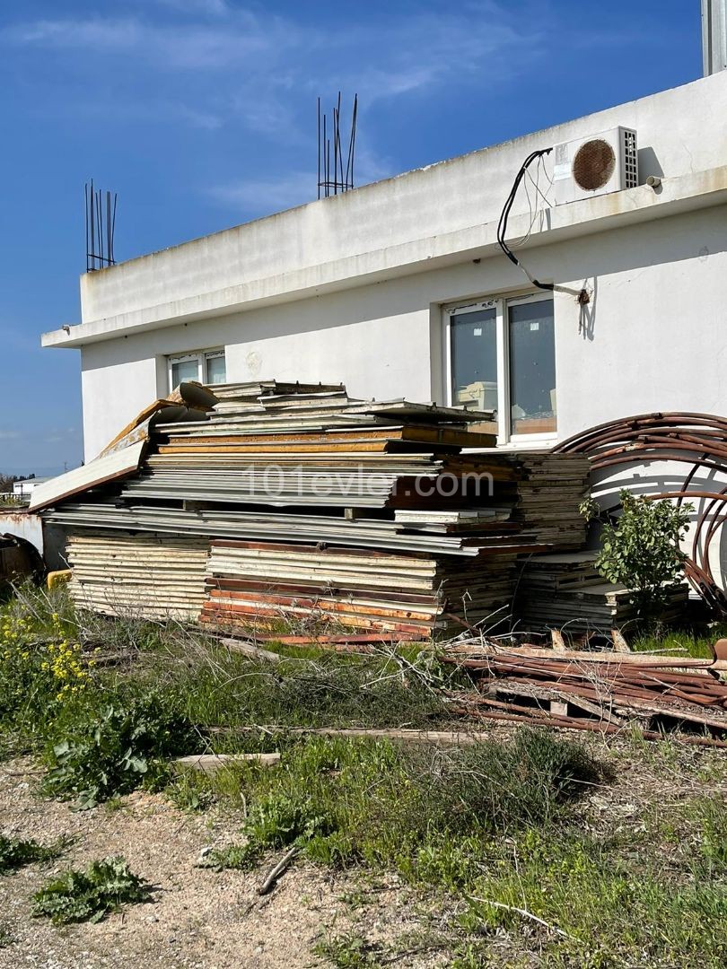 Haspolat Sanayi Bölgesinde Satılık İş Yeri/Fabrika