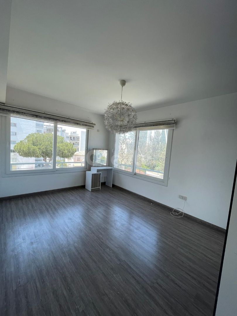 Yenişehir'de Satılık 2+1 Lüx Eşyalı Daire