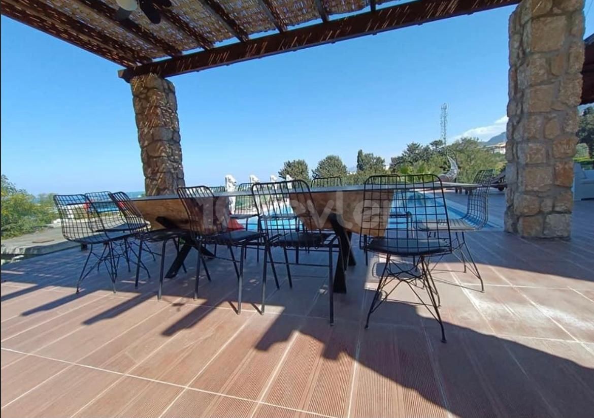 Voll Möblierte Villa Mit Täglichem Freistehendem Luxus - Privatpool In Kyrenia Zeytinlik! ** 