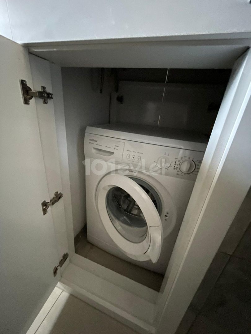 Lefkoşa Yenikent'de 2+1 Çok Geniş Balkonlu Kiralık Daire 