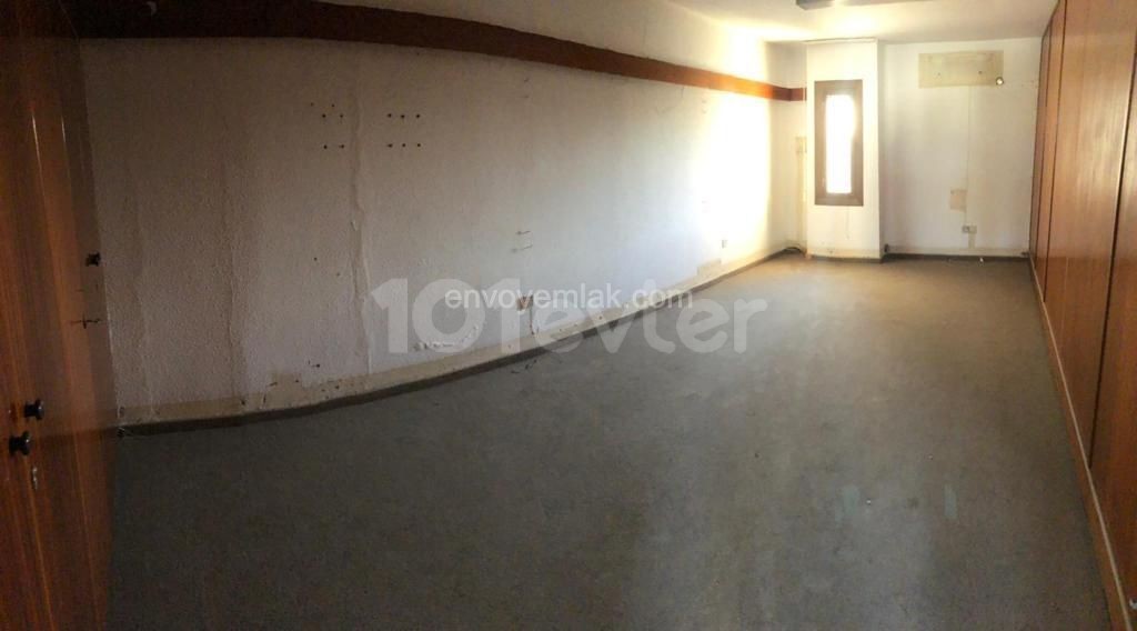 A Complete Commercial Building for Rent with a Renovated Elevator in a Central Location in Nicosia- Wallari ** 