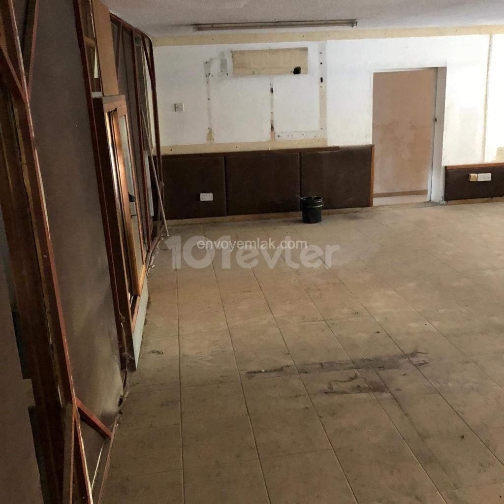 A Complete Commercial Building for Rent with a Renovated Elevator in a Central Location in Nicosia- Wallari ** 