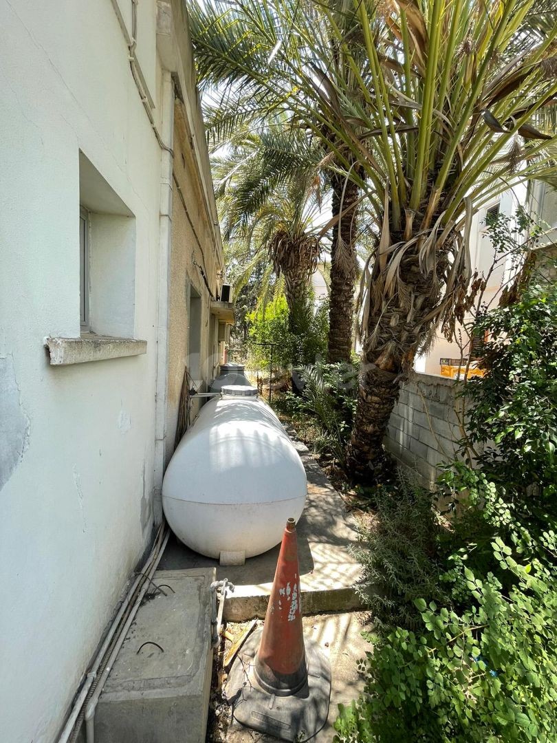 4+2 Detached House with Commercial Permit with Garden for Rent on the Beach ** 