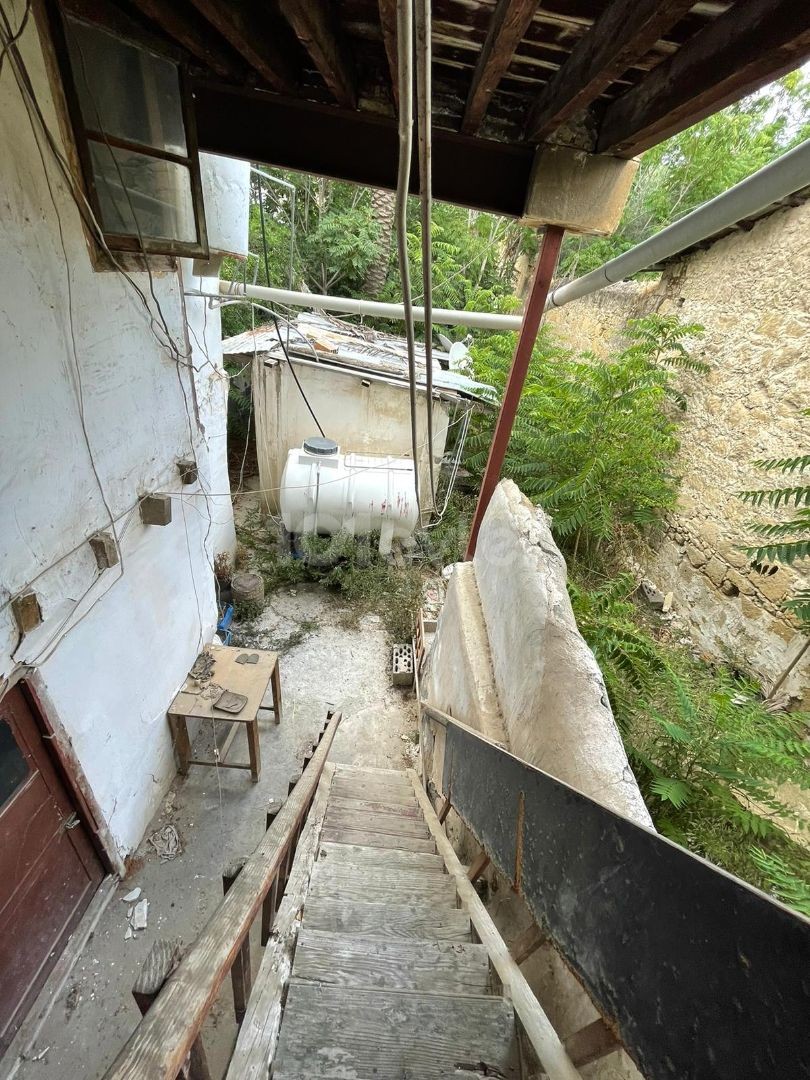 Komplett gemietetes Gartengebäude in zentraler Lage in der Stadtmauer ** 