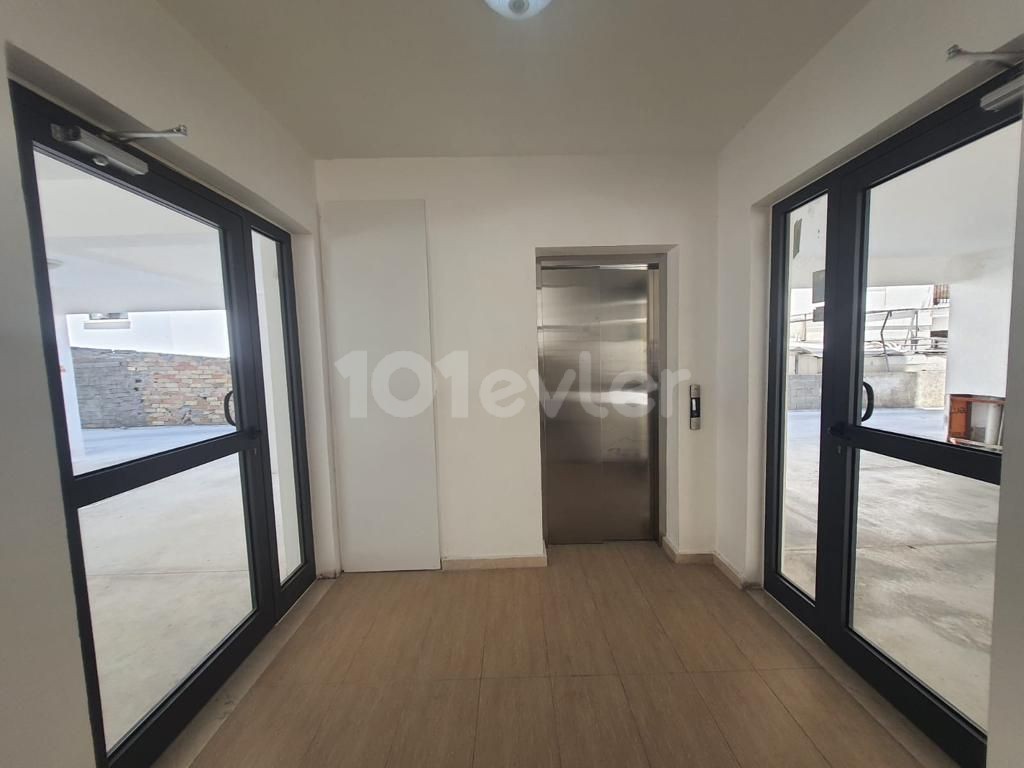 Yenisehir (95 m2) 2+1 Wohnung Zu Verkaufen (Steuern bezahlt) ** 