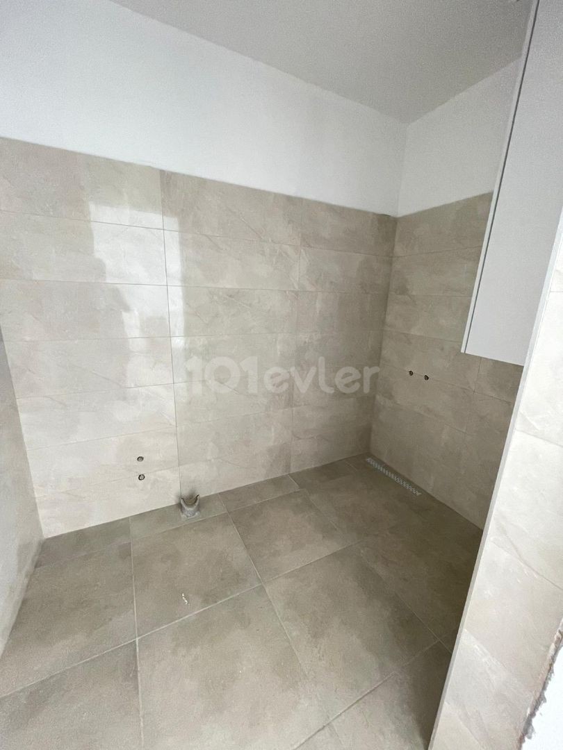 Kızılbaş’ta Ana Cadde Üzeri Kiralık 2+1 Ofisler