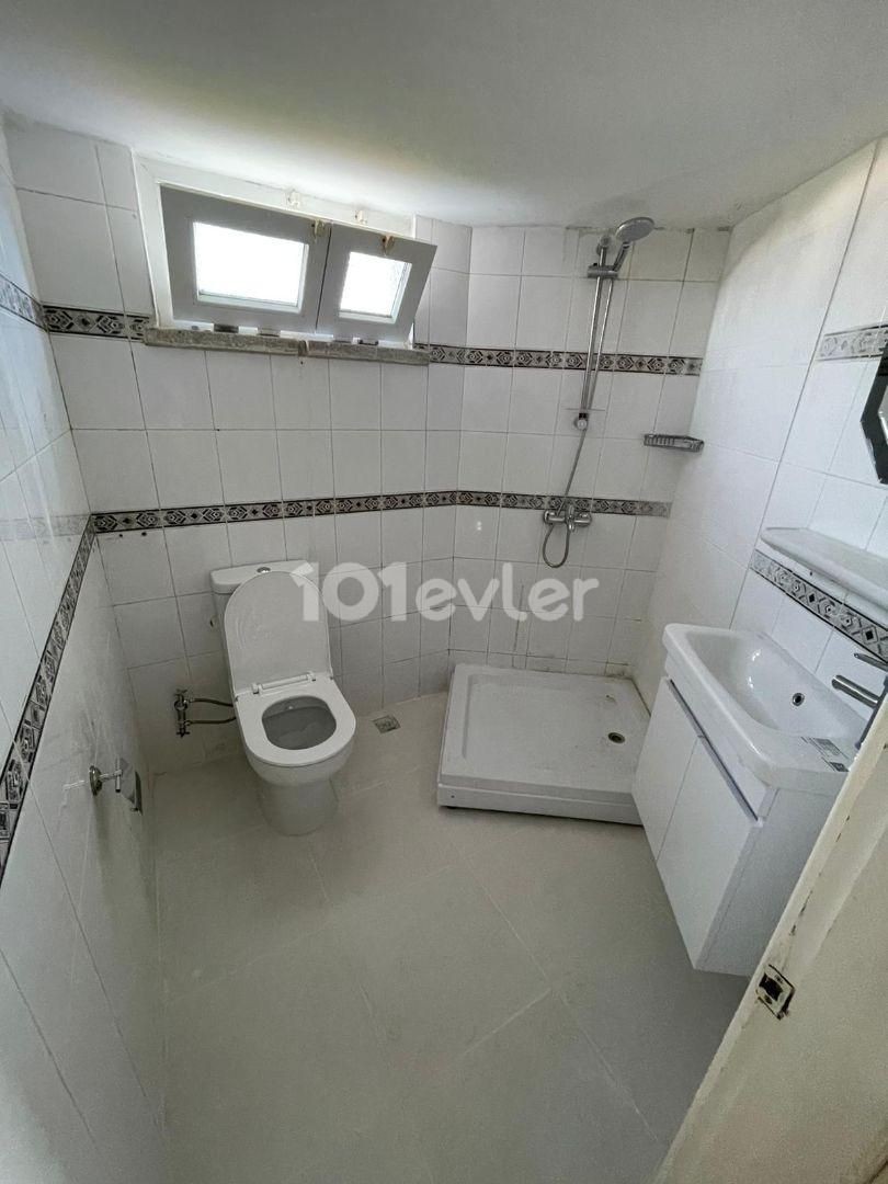 Karaoğlanoğlunda Nezih Bölgede Kiralık 3+1 Dublex Villa