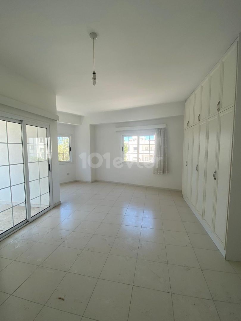 3+1 Offices for Rent in Kyrenia Central ** 