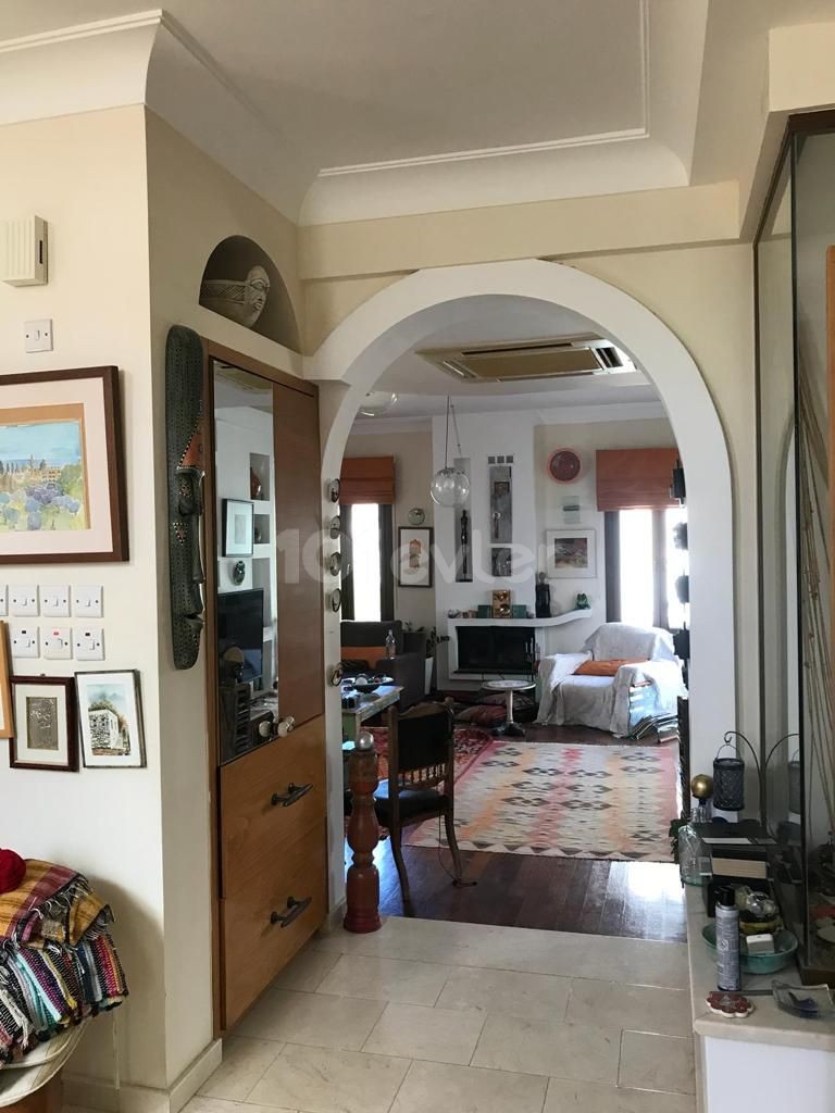 Ortaköy'de Muhteşem Merkezi Isıtmalı + Şömineli Lüx  Ticari Villa 5+2 Kiralık / Satılık